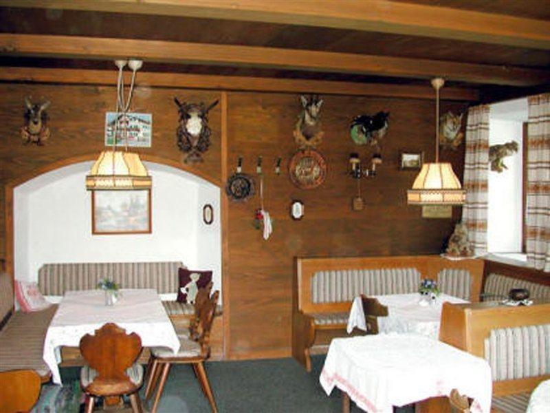 Kaiserhotel Neuwirt 오베른도르프 인 티롤 외부 사진